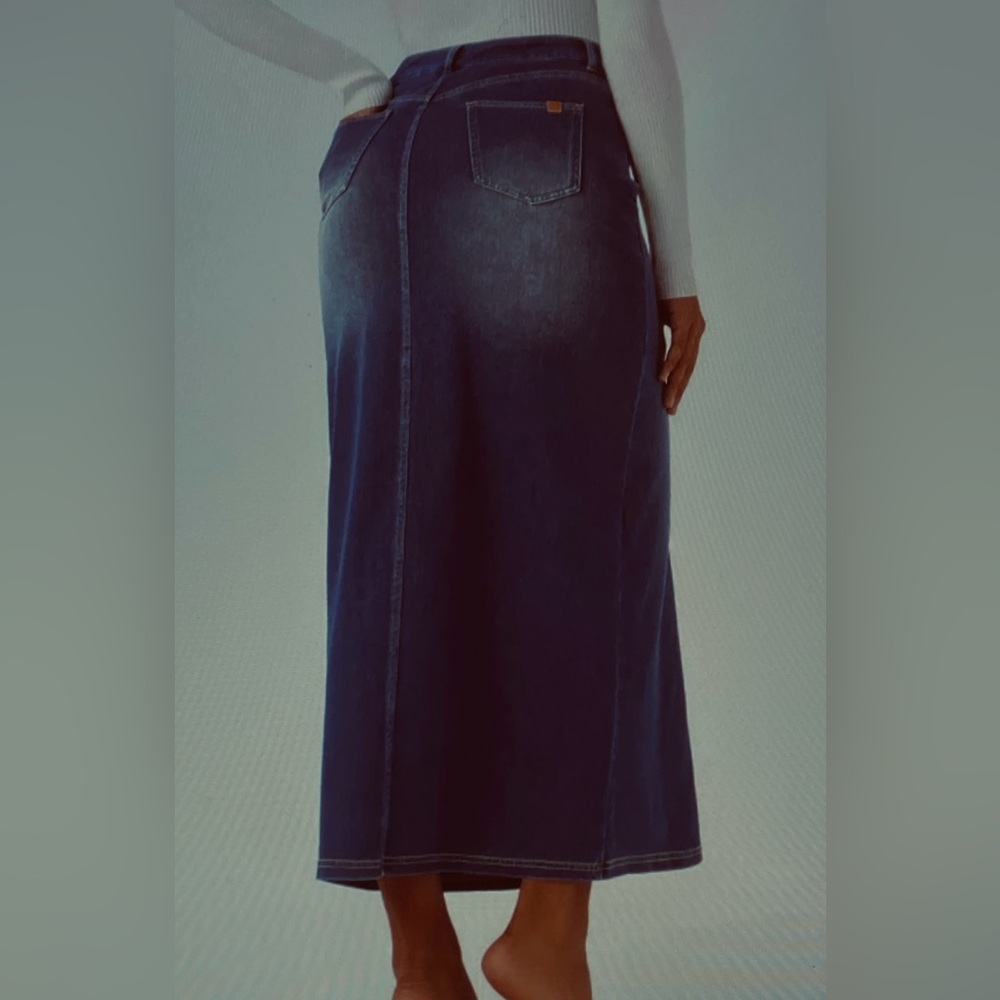 LARGE.  HALARA FLEX WASHED DENIM SLIT MAXI  SKIRT - Picture 2 of 9